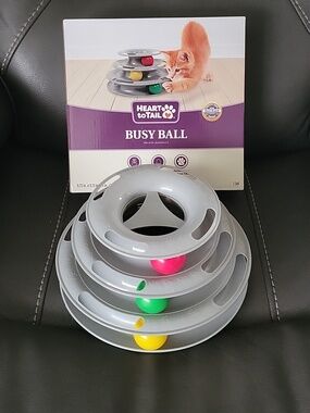 HEART TO TAIL - Busy Ball Cat Toy